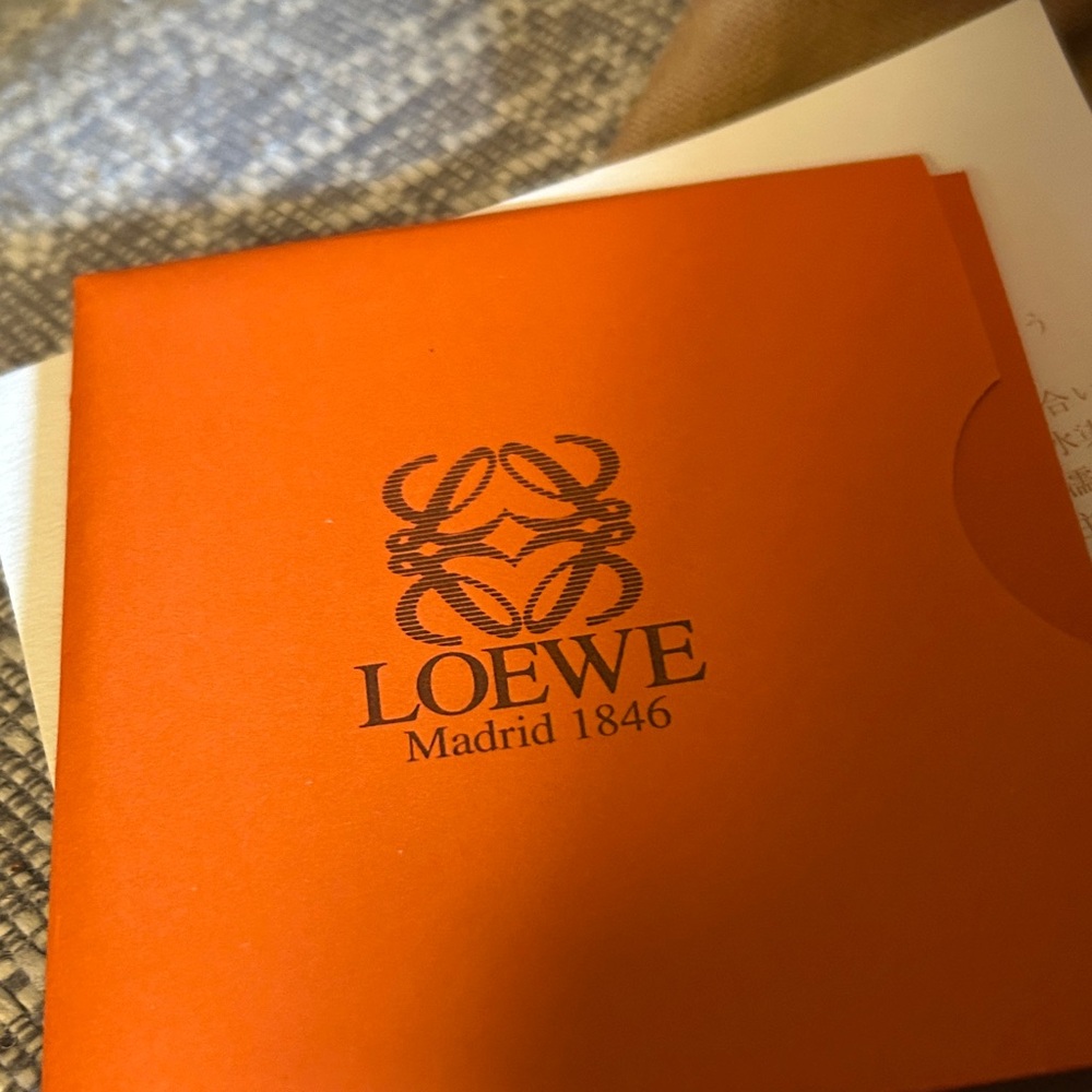 348. Loewe Animal Print cosmetic Bag with COA - Picture 13 of 13